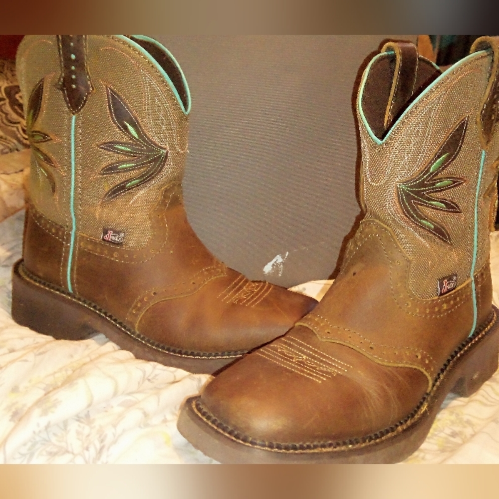 Ladies Justin Boots
